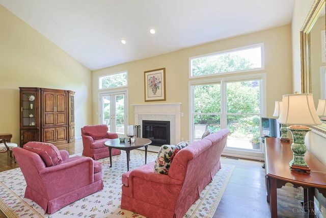 9832 Village View Court, Blue Ash, OH 45241