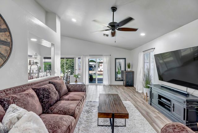 1438 E CINDY Street, Chandler, AZ 85225