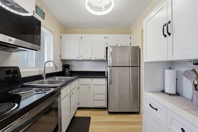 2445 FLAMINGO BOULEVARD K37, Bradenton, FL 34207