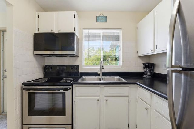 2445 FLAMINGO BOULEVARD K37, Bradenton, FL 34207