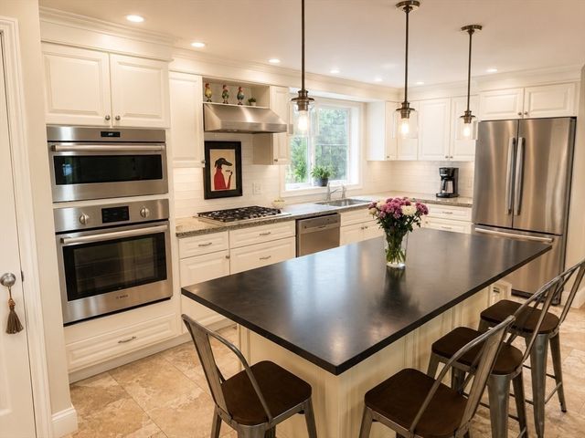 32 Webster Rd, Lexington, MA 02421