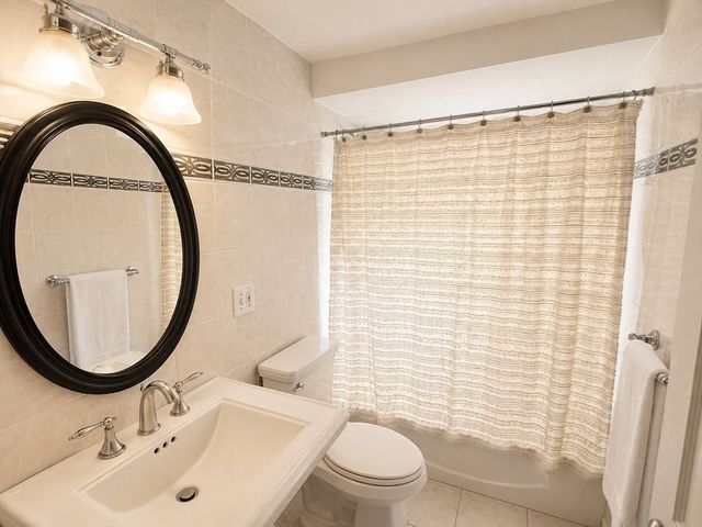 32 Webster Rd, Lexington, MA 02421