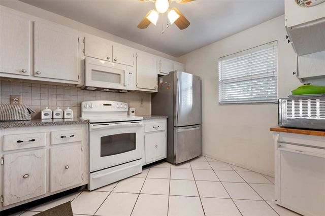 4040 IRONWOOD CIRCLE 102F, Bradenton, FL 34209