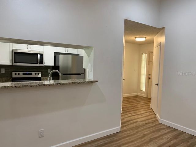 8625 MALLARD RESERVE DRIVE 204, Tampa, FL 33614