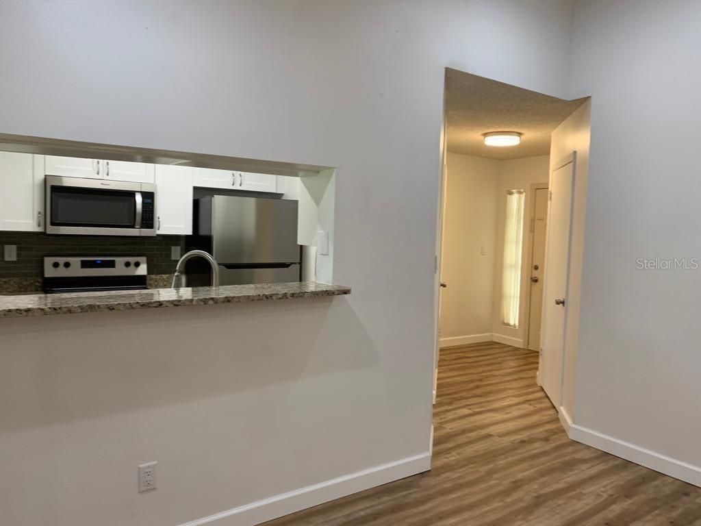 Image 11 of property listing at 8625 MALLARD RESERVE DRIVE 204, Tampa, FL 33614