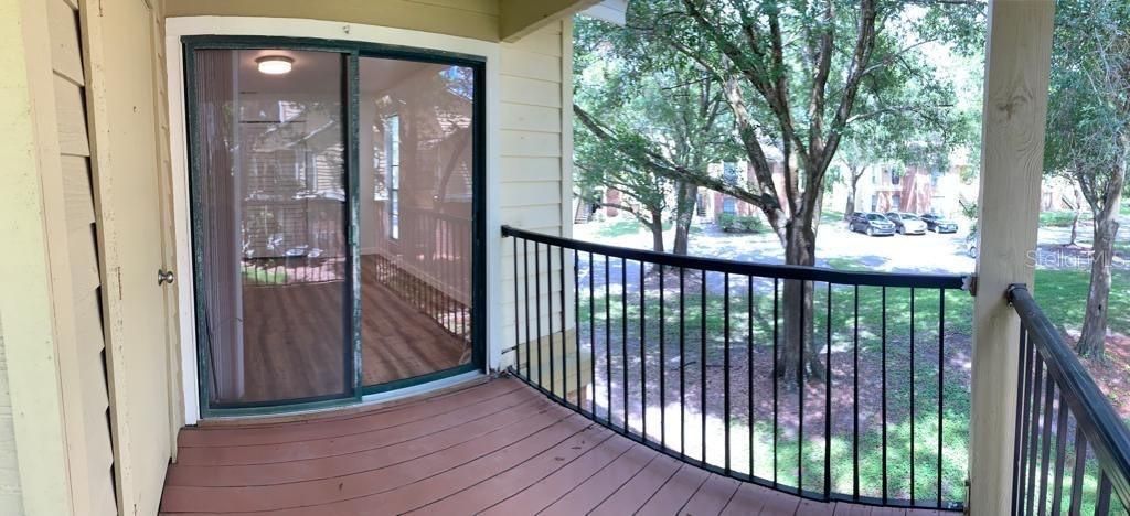 Image 13 of property listing at 8625 MALLARD RESERVE DRIVE 204, Tampa, FL 33614