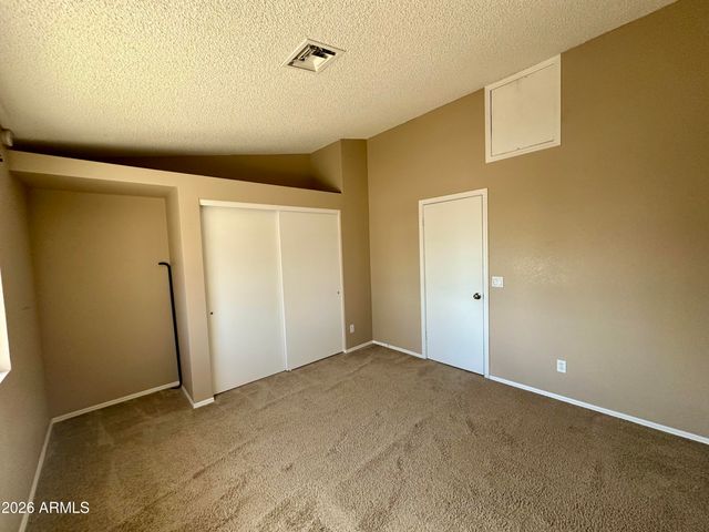 860 N MCQUEEN Road 1060, Chandler, AZ 85225