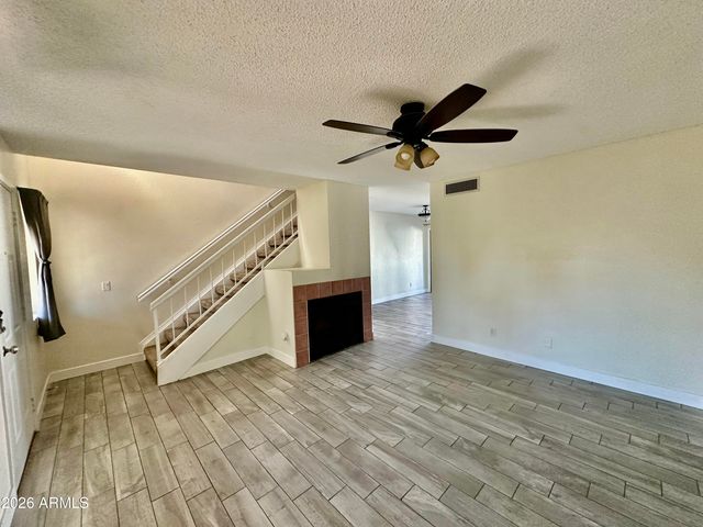 860 N MCQUEEN Road 1060, Chandler, AZ 85225