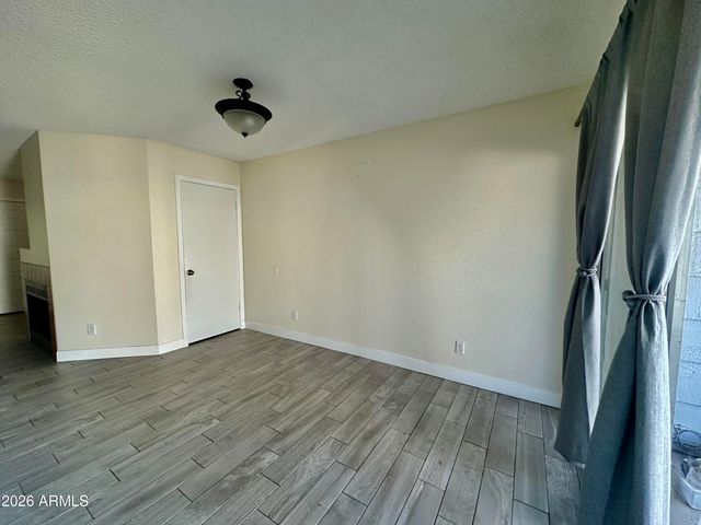 860 N MCQUEEN Road 1060, Chandler, AZ 85225