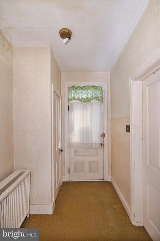 19 S LANCASTER ST, Jonestown, PA 17038