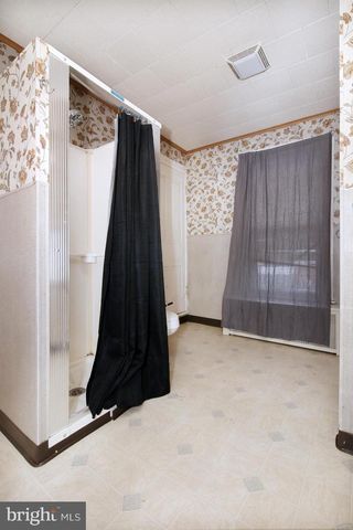 19 S LANCASTER ST, Jonestown, PA 17038