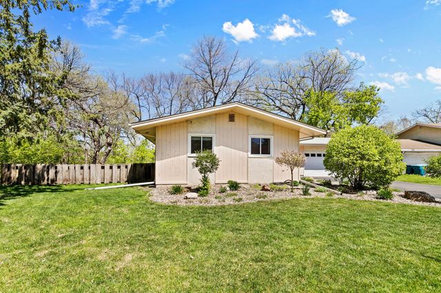 2119 Violet Lane, New Brighton, MN 55112