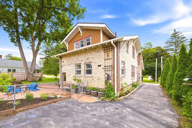 606 Doty Street, Edgerton, WI 53534