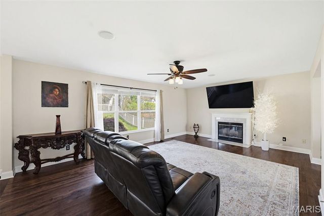 1437 Sunview Drive, O'fallon, MO 63366