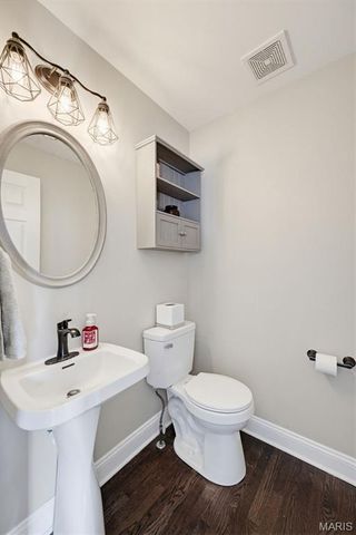 1437 Sunview Drive, O'fallon, MO 63366