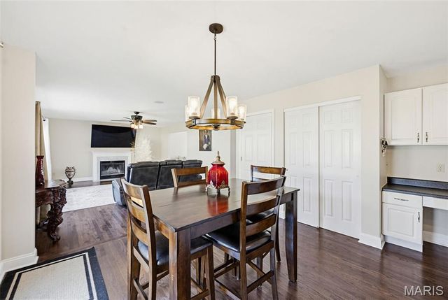 1437 Sunview Drive, O'fallon, MO 63366