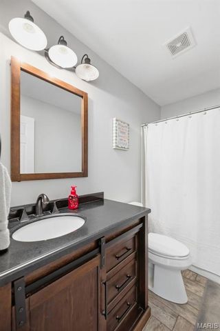 1437 Sunview Drive, O'fallon, MO 63366