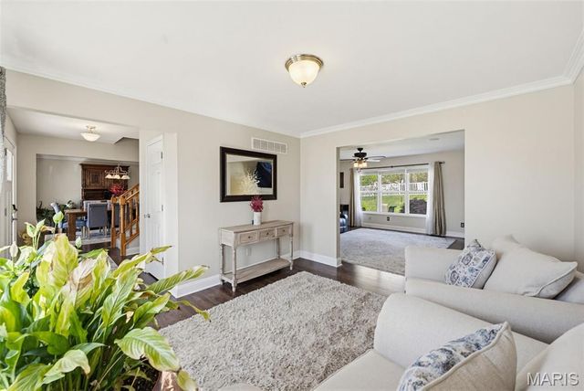 1437 Sunview Drive, O'fallon, MO 63366