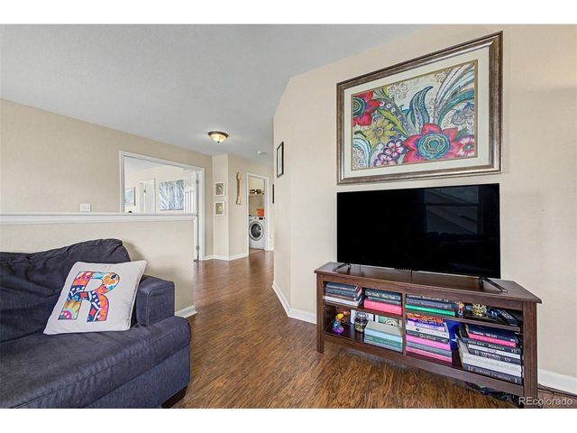 1321 Biloxi Ct, Aurora, CO 80018