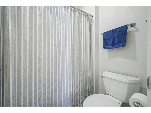 1321 Biloxi Ct, Aurora, CO 80018