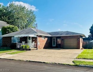 1200 Lakeview Drive, Parkersburg, WV 26104