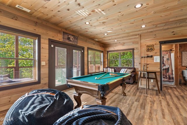 2624 Overholt Trail, Sevierville, TN 37862