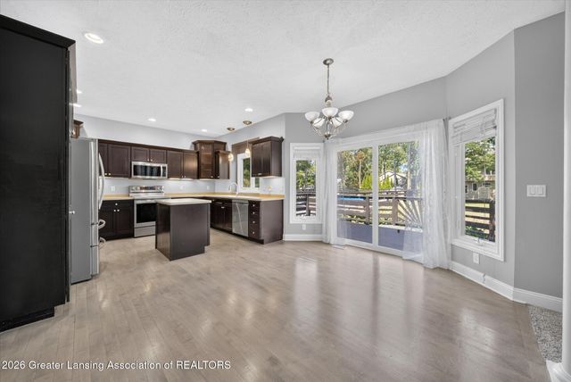 2456 Houghton Hollow Drive, Lansing, MI 48911