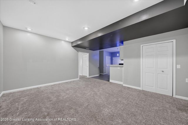 2456 Houghton Hollow Drive, Lansing, MI 48911