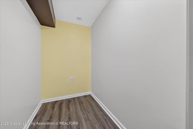 2456 Houghton Hollow Drive, Lansing, MI 48911