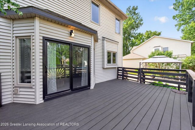 2456 Houghton Hollow Drive, Lansing, MI 48911