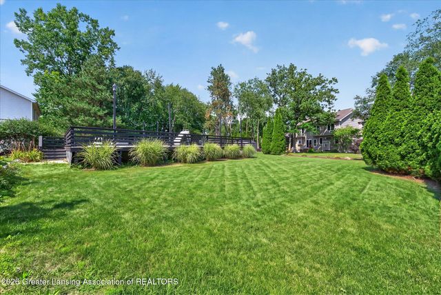 2456 Houghton Hollow Drive, Lansing, MI 48911