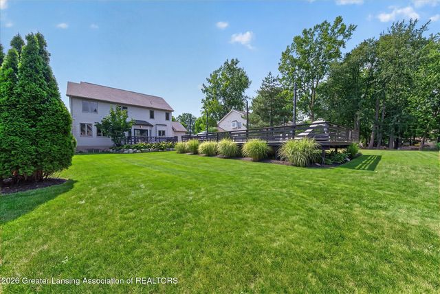 2456 Houghton Hollow Drive, Lansing, MI 48911