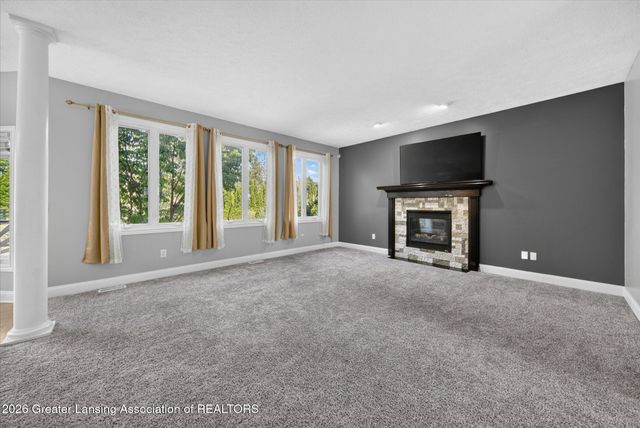2456 Houghton Hollow Drive, Lansing, MI 48911