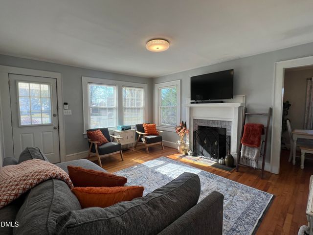 128 E Moore Street, Graham, NC 27253