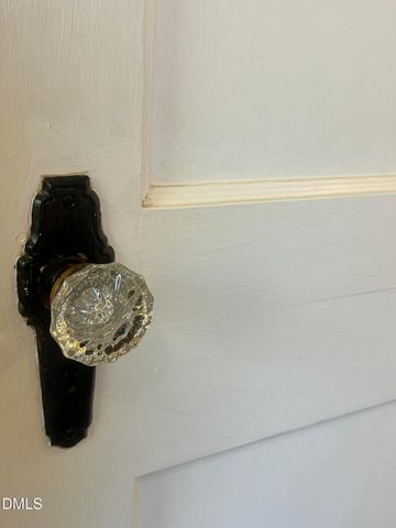 128 E Moore Street, Graham, NC 27253