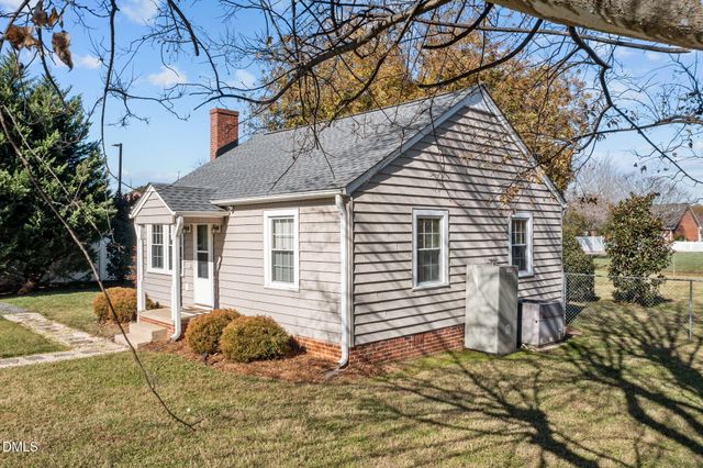 128 E Moore Street, Graham, NC 27253