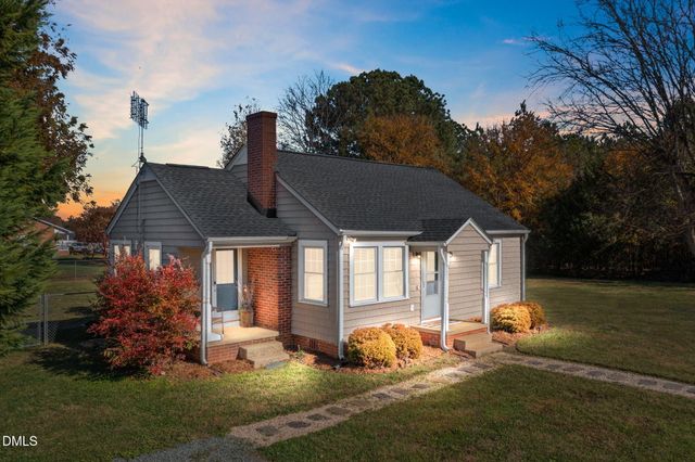 128 E Moore Street, Graham, NC 27253