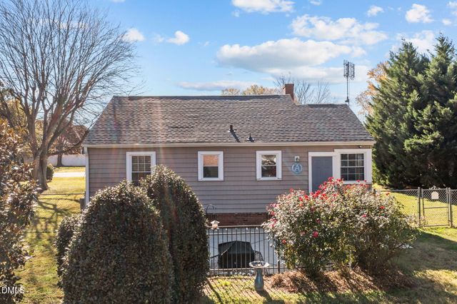 128 E Moore Street, Graham, NC 27253