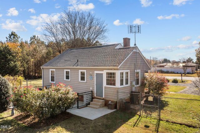 128 E Moore Street, Graham, NC 27253