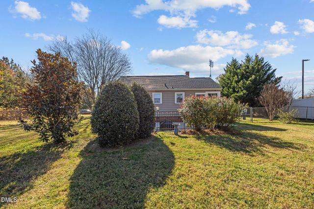 128 E Moore Street, Graham, NC 27253