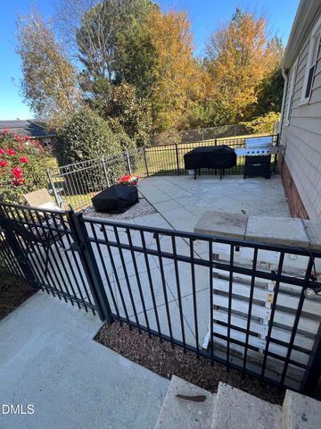 128 E Moore Street, Graham, NC 27253