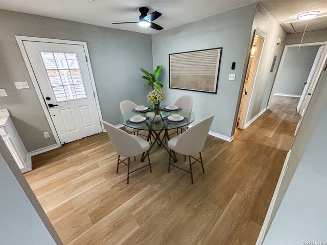 132 University, San Antonio, TX 78201