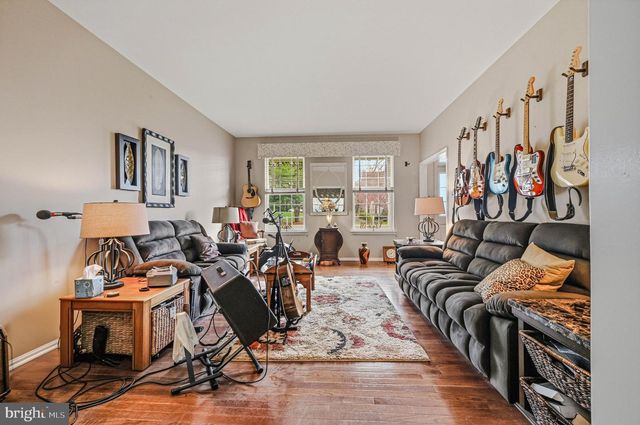 62 HILLARY CIR, New Castle, DE 19720