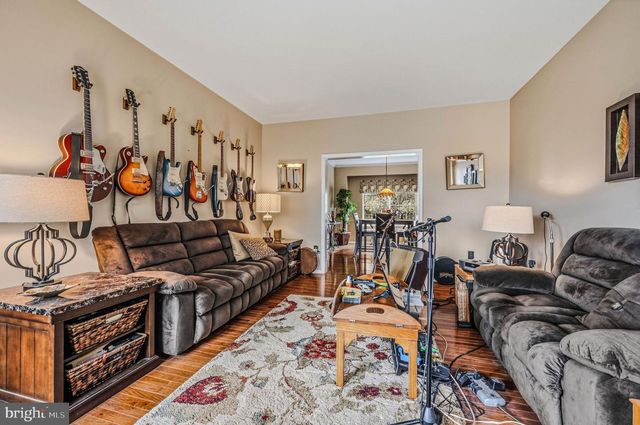 62 HILLARY CIR, New Castle, DE 19720