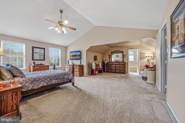 62 HILLARY CIR, New Castle, DE 19720