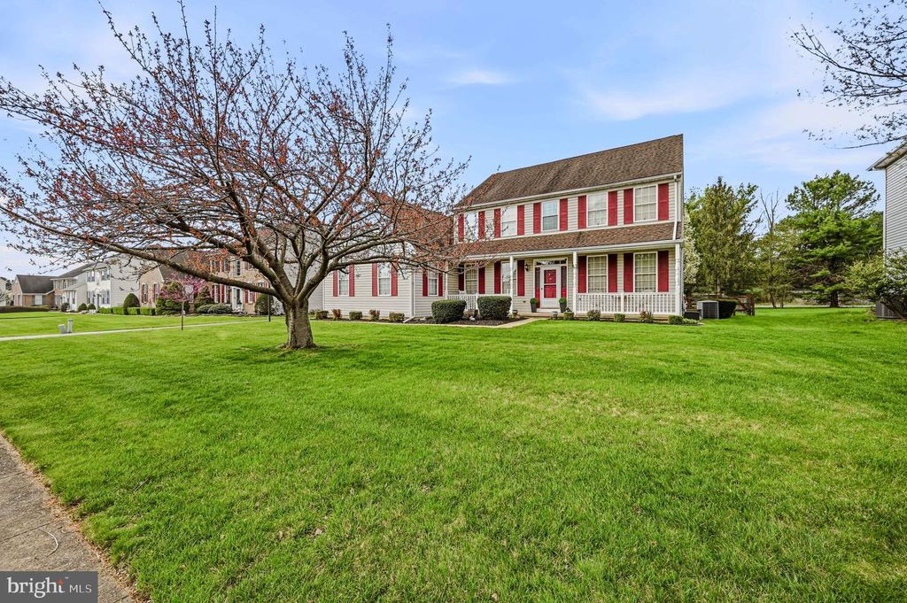 62 HILLARY CIR, New Castle, DE 19720