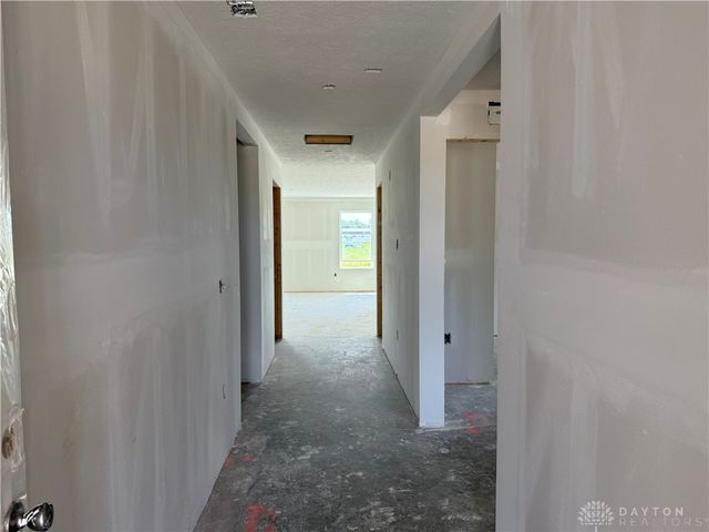 214 Lightfoot Court, New Carlisle, OH 45344