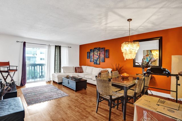 218 NE 12th Avenue 401, Hallandale Beach, FL 33009