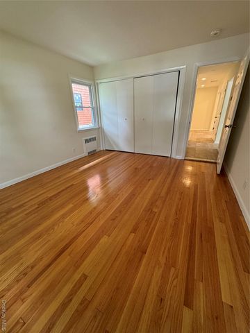 6 Highland Terrace, Manhasset, NY 11030