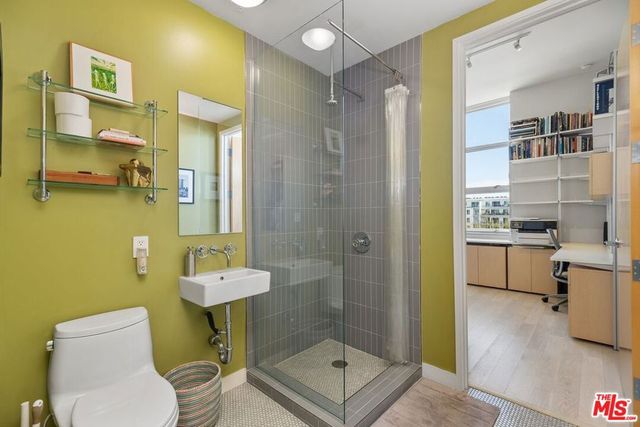 4080 Glencoe Avenue 420, Marina Del Rey, CA 90292